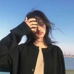  分手后发qq空间的10条留言,句句戳心,答应我别哭好吗