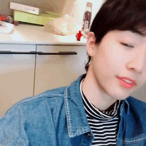  艾比以前的外貌放男团选秀里是能出道的水平吗