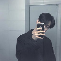  2018最新精选男生微博头像好看帅气又年轻好时光就为你一人