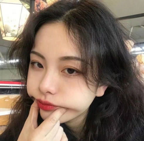  热恋期,傻丫头别伸手要这3样东西,显得自己很掉价呀