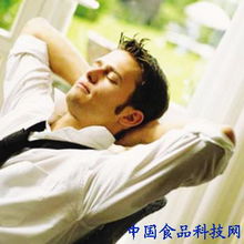  男人70的心里话都得靠肢体表达揭秘男人的12种身体语言11