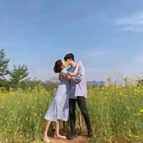 情侣微信头像一男一女情