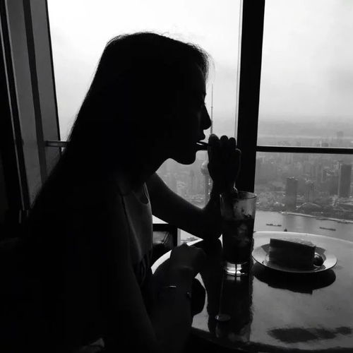  头像我的耳朵不太好,说喜欢我的时候大声点