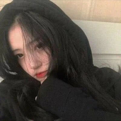  女生敢问你这4个问题,多半是想倒追你,兄弟恭喜脱单