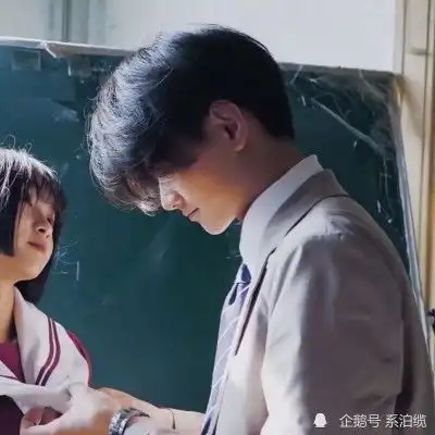  当一个男生真正喜欢上一个女生的时候,会是什么样子