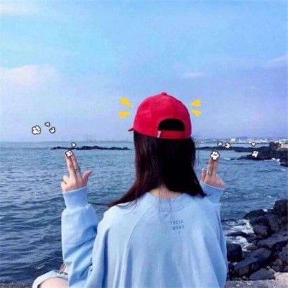  唯美好看蓝色控女生头像,泳池边的湖边海边居家的都有