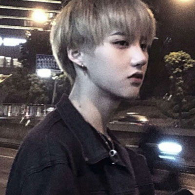  一套男生头像真实8张男生图片高清生活照