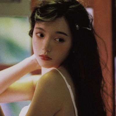  唯美头像女有气质漂亮侧脸女生头像意境图片