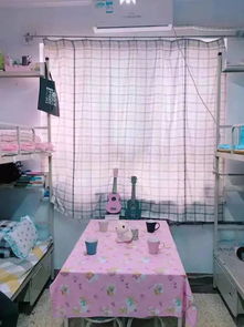  校园这就是传说中的女生宿舍...