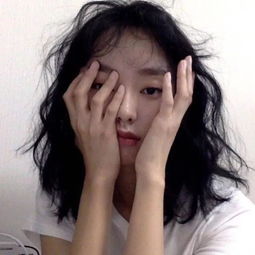  女生头像没有人心疼我