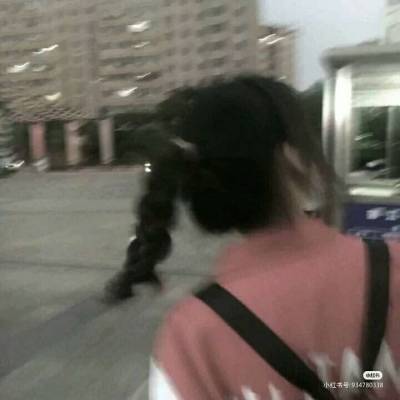 女生背影头像沙雕