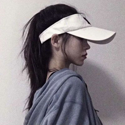  好看清纯女生头像背影侧脸,人生不在于拿有一手好牌