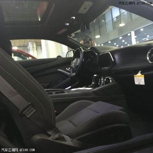  全新科迈罗大黄蜂动力澎湃极限操控平民跑车