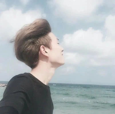  男生频繁称呼你这3个骚昵称,证明你们已经,超过了友谊