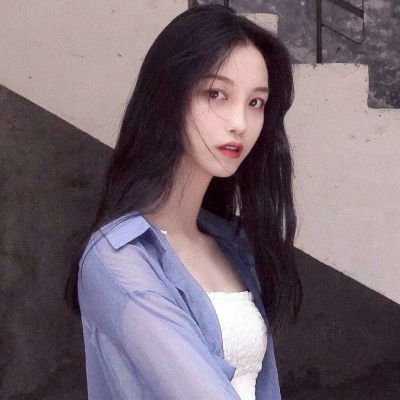  分手伤感头像女生孤独2019一个人情绪的尽头是沉默