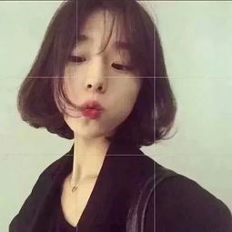  求10张女的qq头像图片