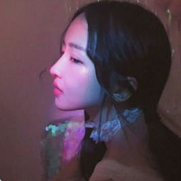  好看有意境的女生qq个性头像长发你那么强别最后败在感情上