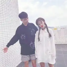  超拽幸福的情侣头像一对两张游戏好玩吧女朋友没了吧