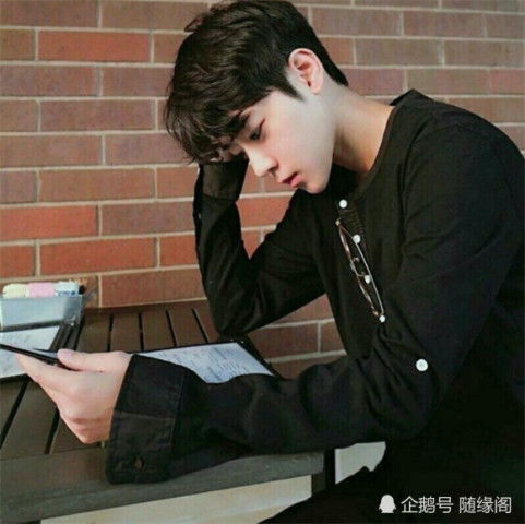  热恋期见面别总做3件小事,很容易导致分手,男生汗颜了
