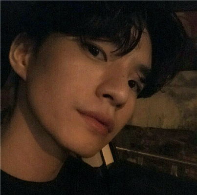  文艺冷酷个性男生头像男生冷酷qq头像