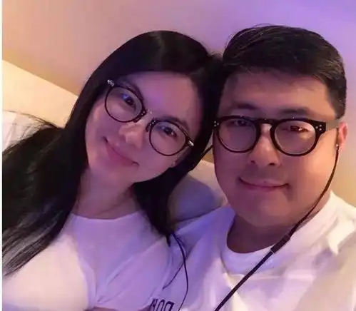  茶言岳色王岳伦暗讽李湘出轨,曾多次传花边新闻,成甩锅王