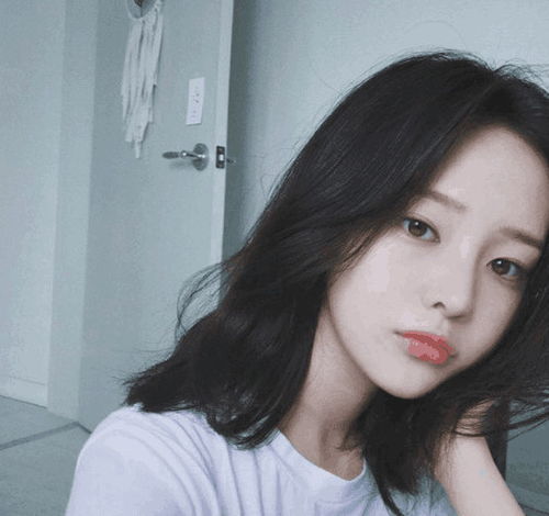 下周桃花席地而来,有望抱得美人归的星座