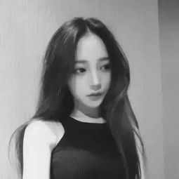 黑白女生头像头像图片
