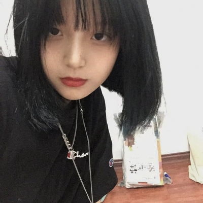 漂亮高颜值头像女生,让人心动的美