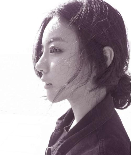  阿宝色的头像女生滴好看的