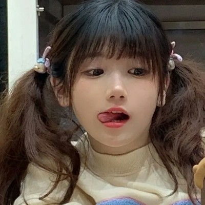  女生真人头像吹着晚风看海就你和我