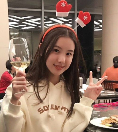  微笑是仙女,大笑变丑女,杨幂刘亦菲颜值出问题都是这个bug