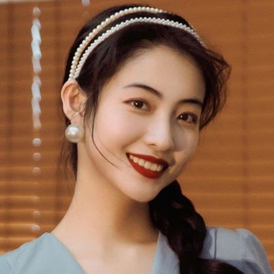 微信头像女生简单大方伤