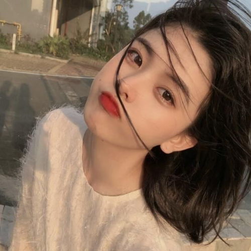  学生时代非常受欢迎的4种女生,同学老师都喜欢,也很容易早恋