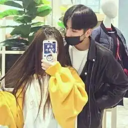  新潮好看的情侣yy头像合照一男一女我们用亲吻过的嘴吵架