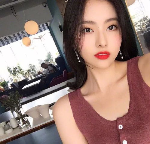  单眼皮女生的最佳自拍角度