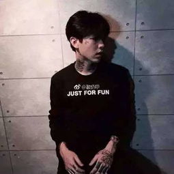  女神对留背头的男生有安全感
