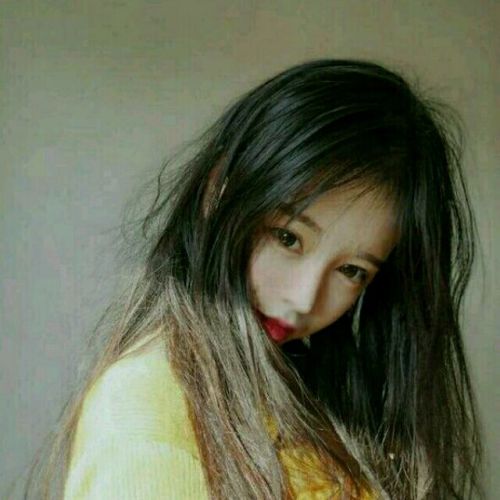  这个美女叫什么名字好喜欢她的头像