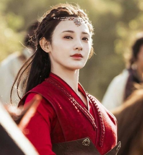  女星异域造型有多惊艳李兰迪彭小苒太唯美,赵丽颖唐嫣回忆杀