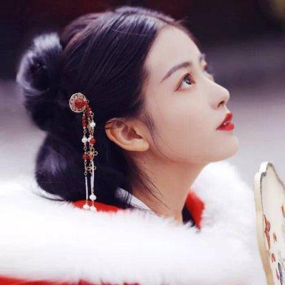  古风头像女生仙气真人懵懂少女有点冷酷的