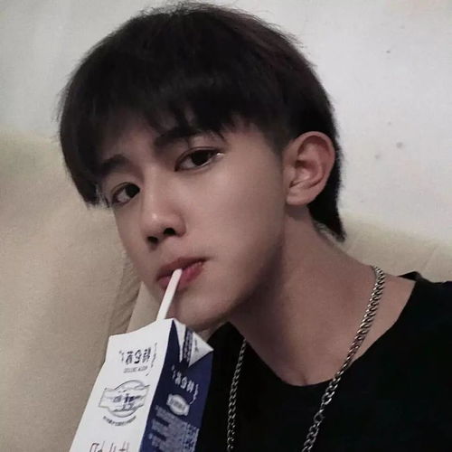  男生头像精选真人男头