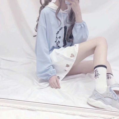  优质女头部位小短裙真人学生下半身超清头像