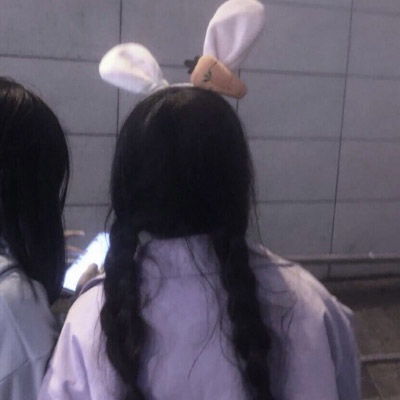  闺蜜头像背影一人一张可爱真人闺蜜两人同框头像