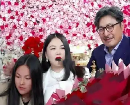  戒酒失败王岳伦深夜官宣离婚后秒删李湘晒绿叶疑似内涵