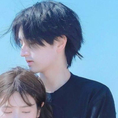 最新男生头像情头