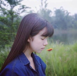  qq头像女生侧面或背面