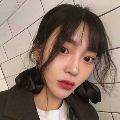  失恋的头像女生伤心图片适合失恋的人的头像