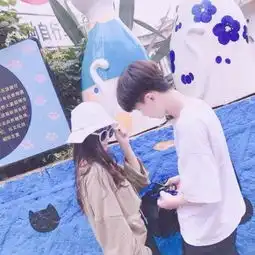  狠九全网超火一对两张优质情头