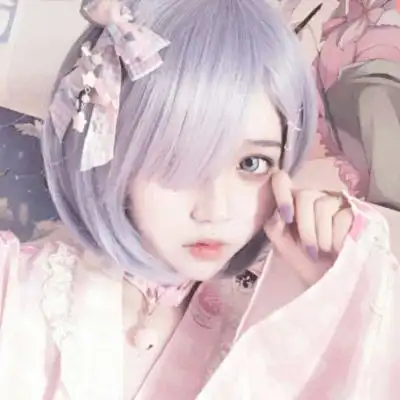  真人cos风闺蜜头像高清cosplay美女图片