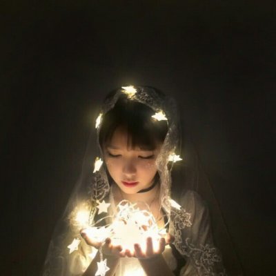 女生意境唯美头像