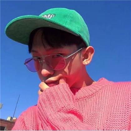  帅气迷人好看的qq头像男生,侧脸侧面更是帅到极致了